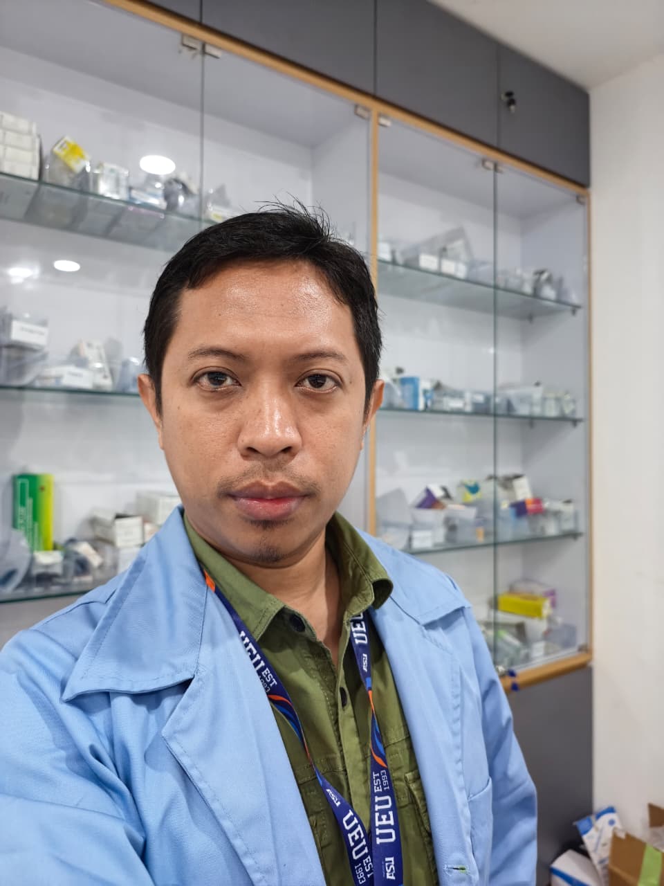 Dr.apt. Syuhada, M.Farm.